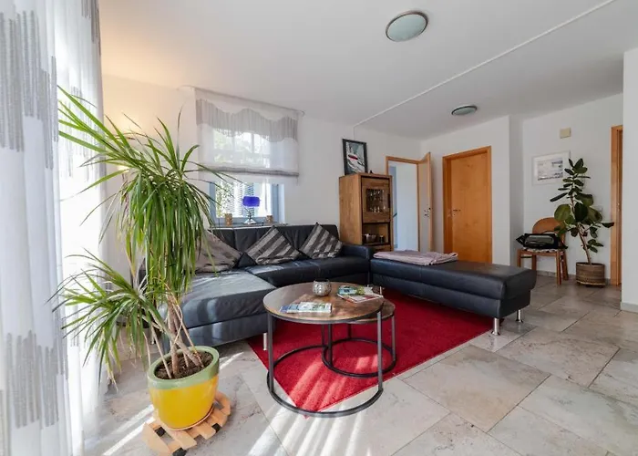 Neu! Am Muehlberg Lägenhet *